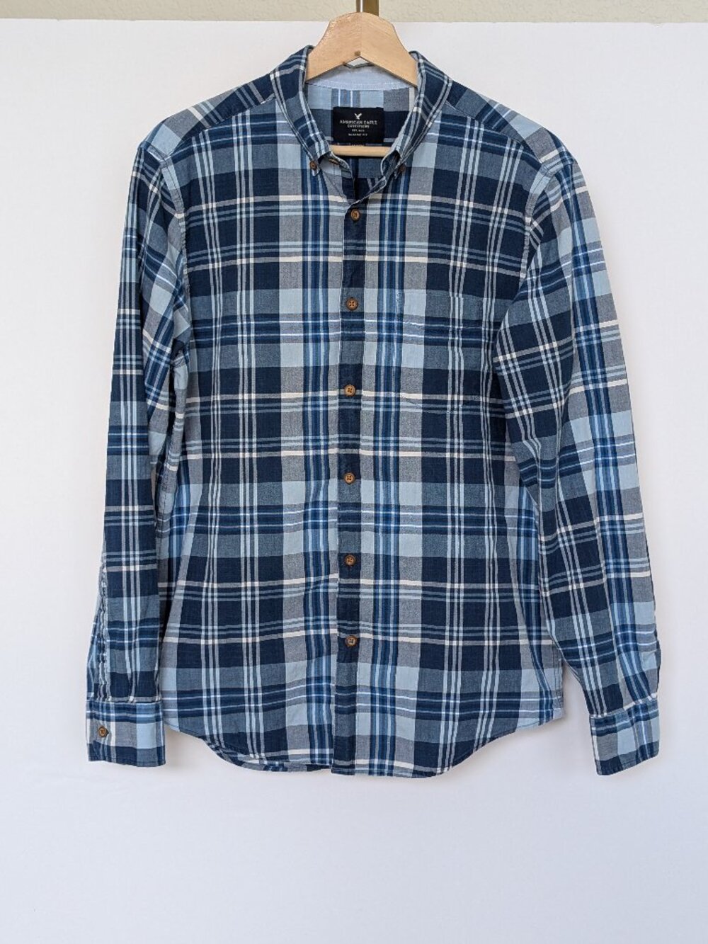 American Eagle Men's M Blue White plaid Long-sleeve Button-up shirt Business